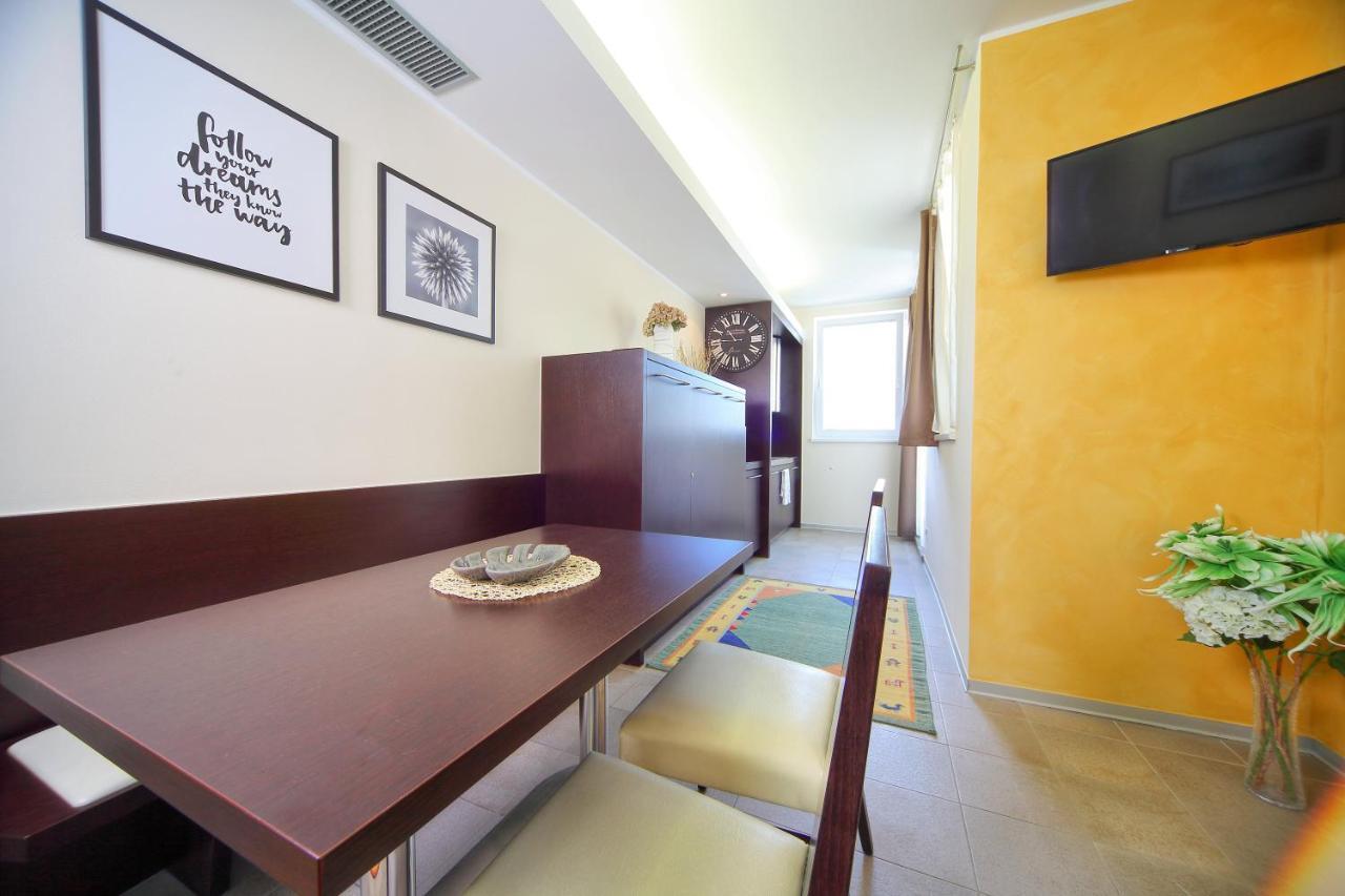 Apartma Anka *** Kranjska Gora Buitenkant foto